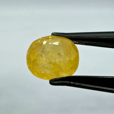 Yellow Sapphire (Pukhraj- 6.00 cts) - Ceylonese