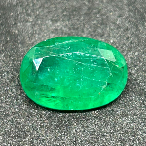 Emerald - 4.60 cts (Super Premium)