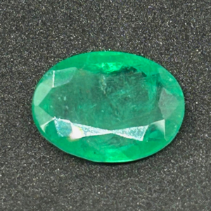 Emerald - 10.85 cts (Super Premium)