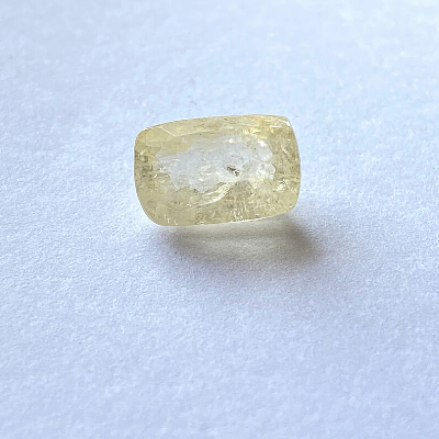 Yellow Sapphire (Pukhraj- 5.95 cts) - Ceylonese